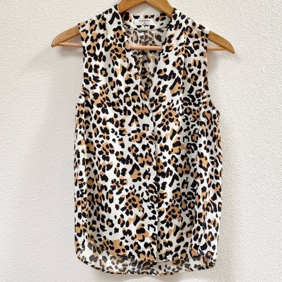 Aritzia Babaton leopard Animal Print Blouse xs - Picture 1 of 6